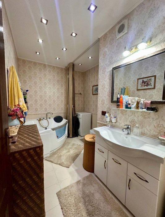 Юнусабад 13. 4/1/4. Ахмаданиш