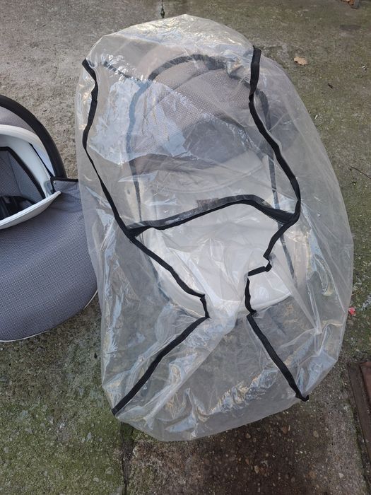 Бебешка количка 3 в 1