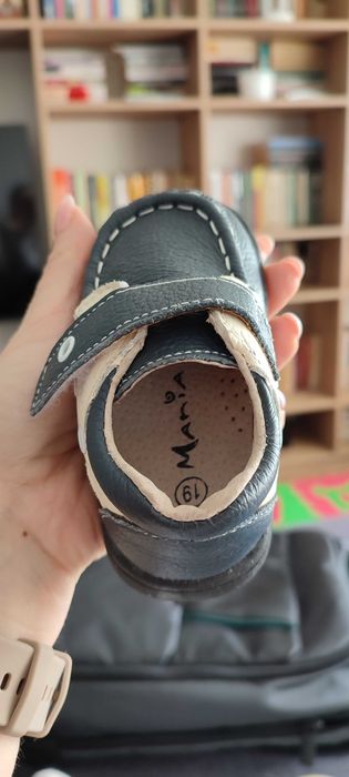 Бебешки обувки Mania, номер 19, чисто нови