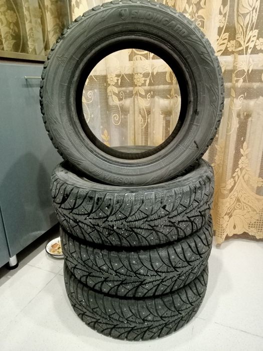 Резина зимняя шипованнная