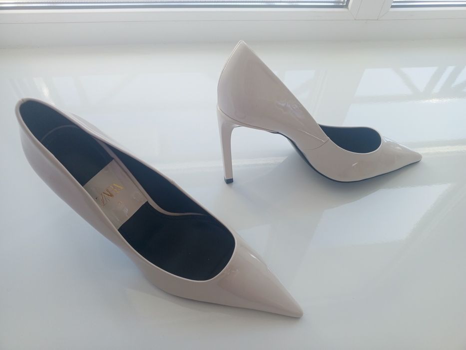 Новые туфли ZARA