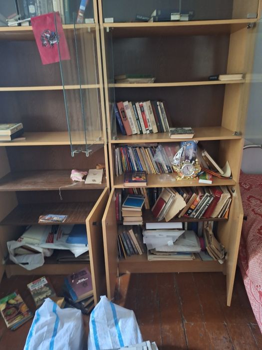 КНИГИ, все жизнь собраны