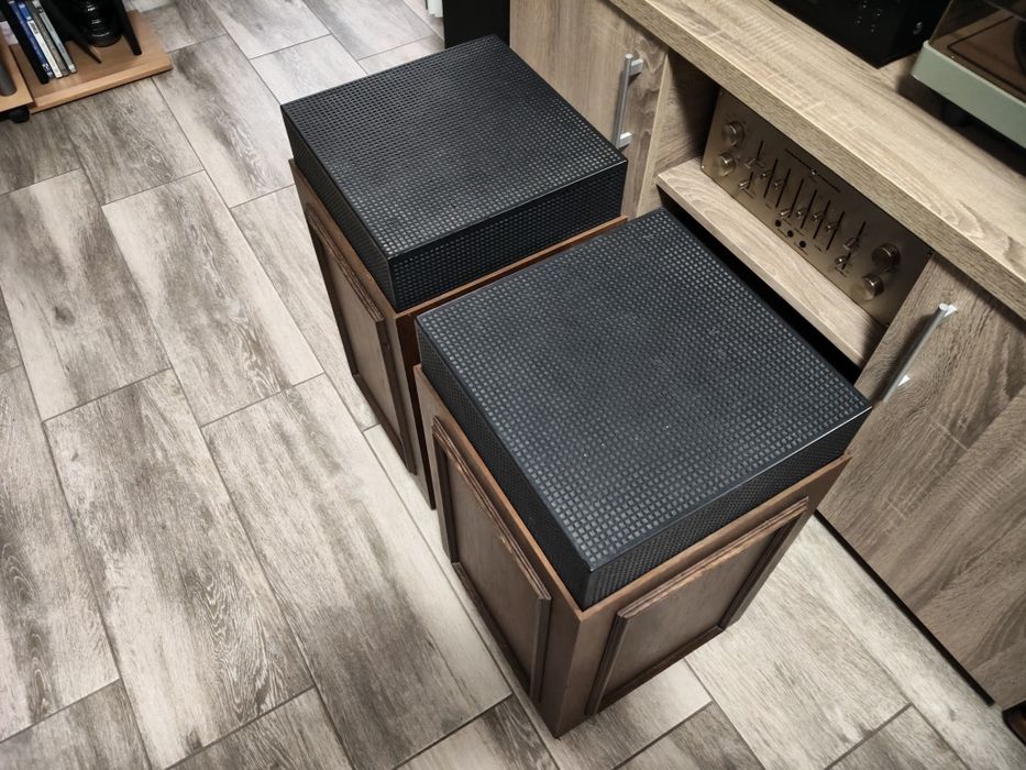 Pohler Sound 4302, boxe echipate cu difuzoare Seas, perfect funcțional