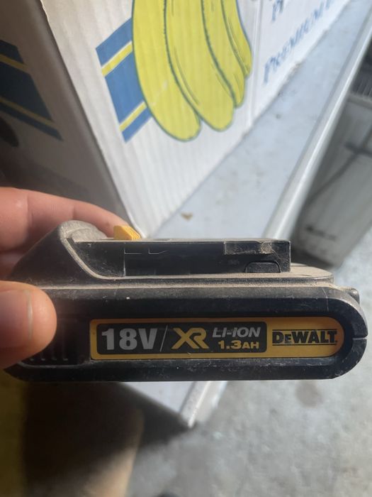 Acumulatori dewalt defecte!!
