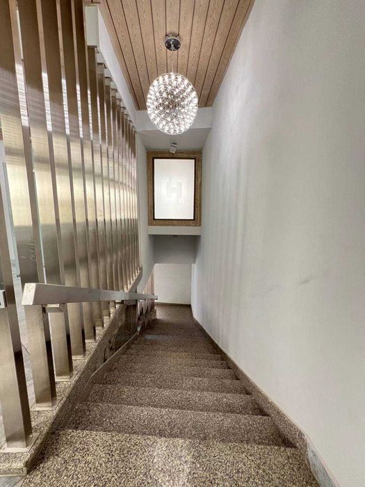 Помещения в отдельно стоящем здании на улица Паркентская 330 м²!