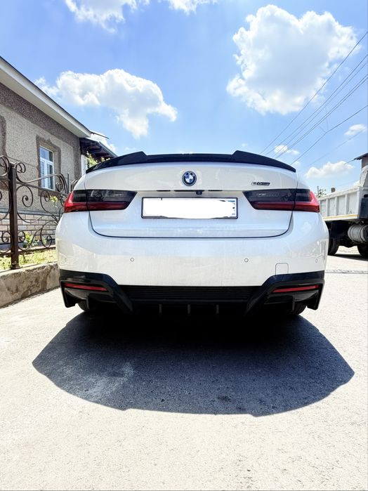 BMW I 3 ful 2024 yil