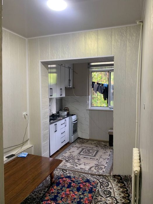 Тансикбоев 3 да 2 хона 2 этаж 5 этажка дом сотилади