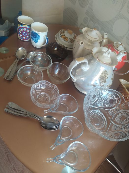 Посуда разнобой..все целое