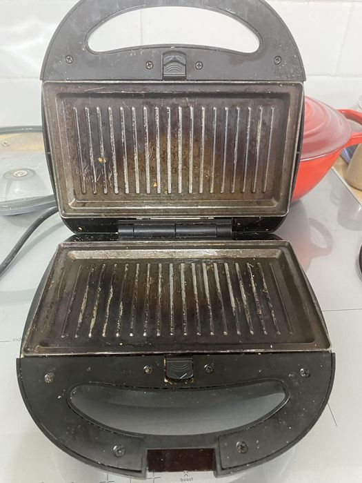 Тостер сэндвичница