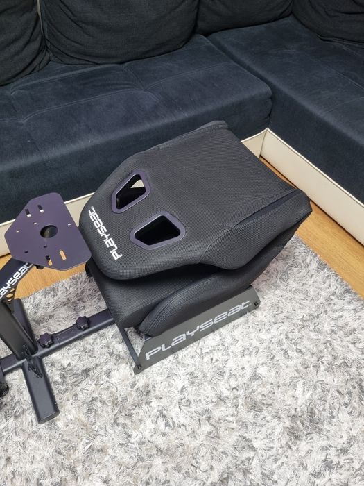 Oferta! PS4 PS5 Playseat Evolution  ca NOU
