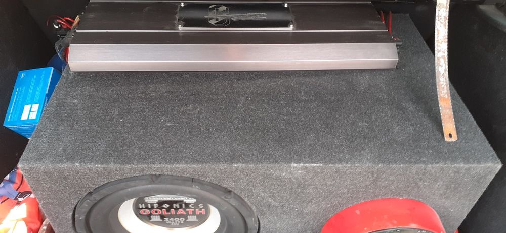 Subwoofer auto Hifonics Goliath 2400 w rms și Ground zero Plutonium GZ