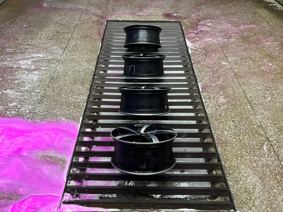 Диски r18 5x114.3 ET45