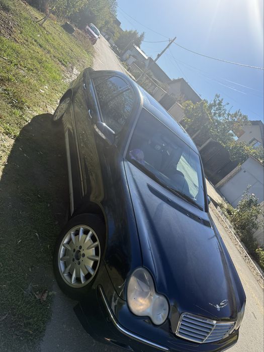Vand/schimb Mercedes C200
