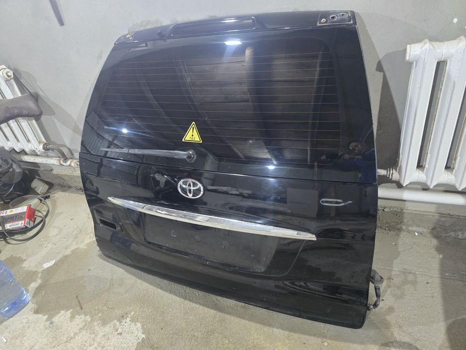 Прадо 120 крышка багажника