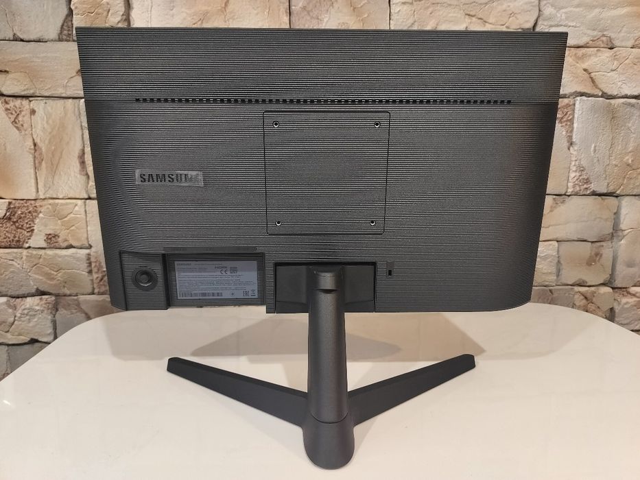 Монитор Samsung  LS22C310EAIXCI Full HD