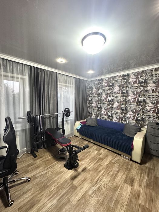 4 комнатный дом, Чкалова, 85 кВ