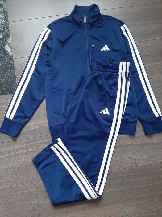 Trening Adidas 152