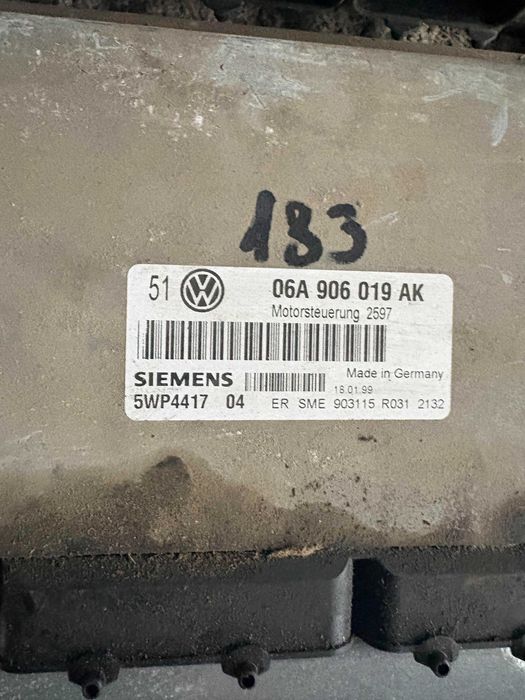 Компютър еку ecu електронен блок двигател  Голф 4 1.6 AKL