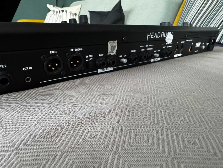 Procesor efecte chitara/pedalboard Headrush