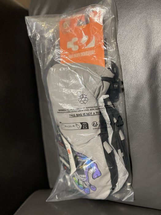 Сноуборд яке & ръкавици