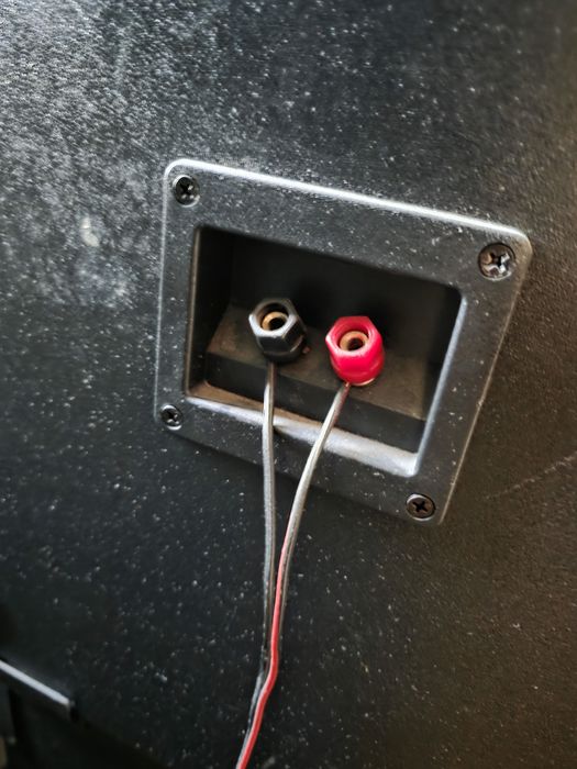 Сватбарски колони BM и усилвател VLLIODOR