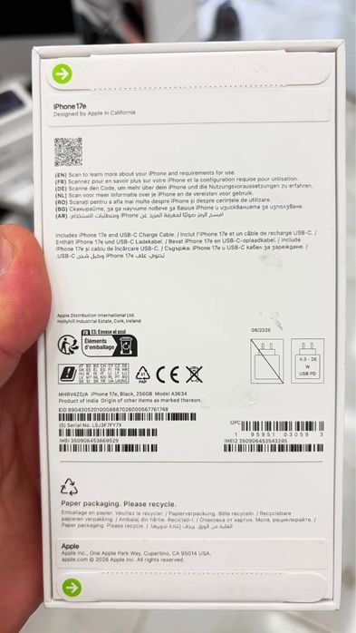 iphone 17e. 256 gb. Нов. Черен.