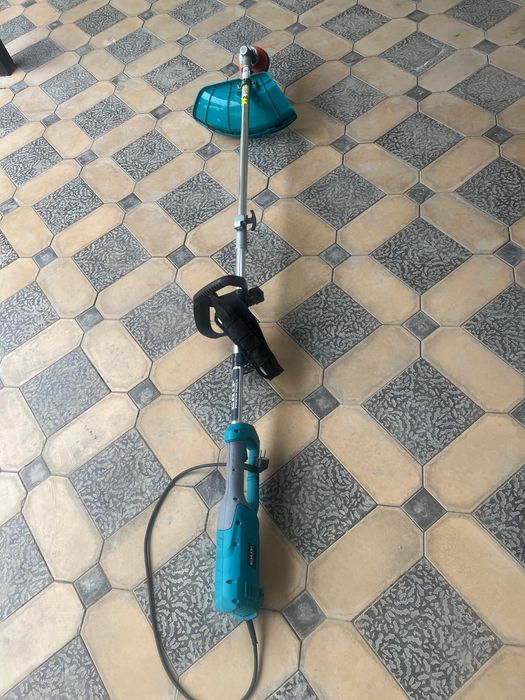 Продается электрический триммер