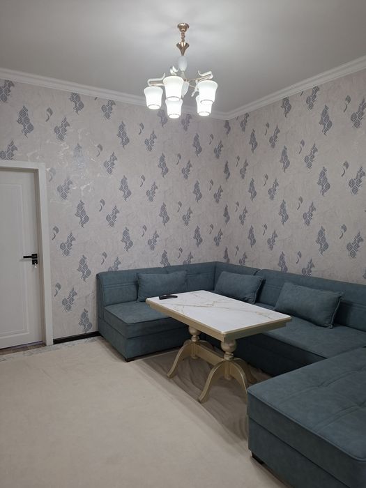 Продаётся 2-комнатная квартира в новостройке оринтир ттз Буюк ипак йул