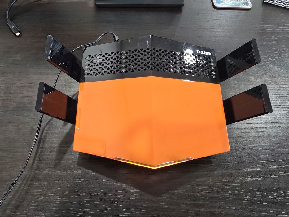 Router D-Link DIR-879 EXO AC1900 - Full box