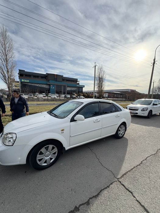 Chevrolet Lacetti optra koreyskiy