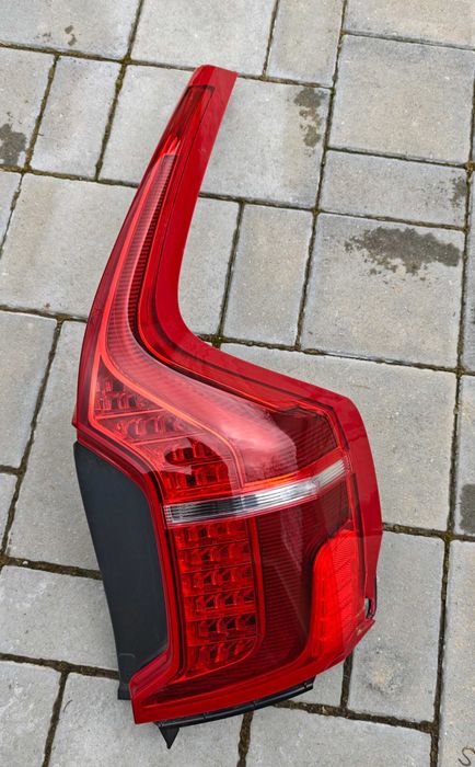 Десен стоп за Volvo XC90 след 2015г.