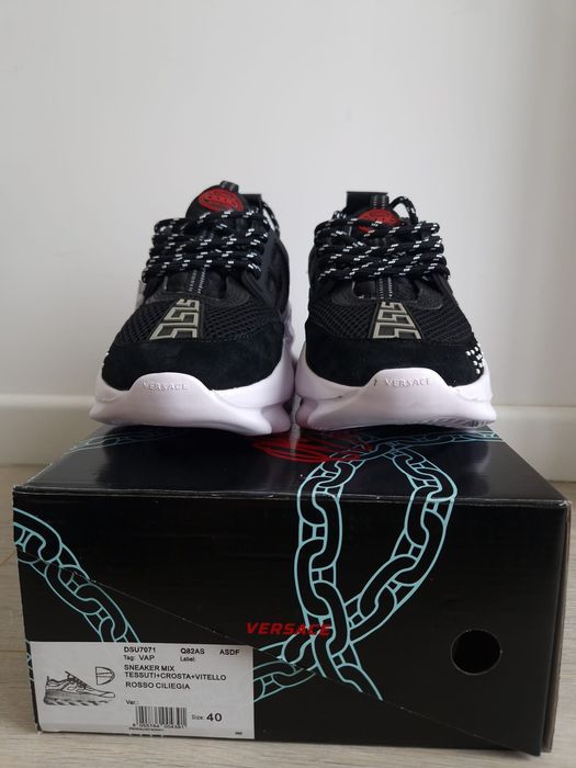 Vers.ace Chain Reaction alb/negru - Marimea 40 - Cadoul Ideal - Urgent