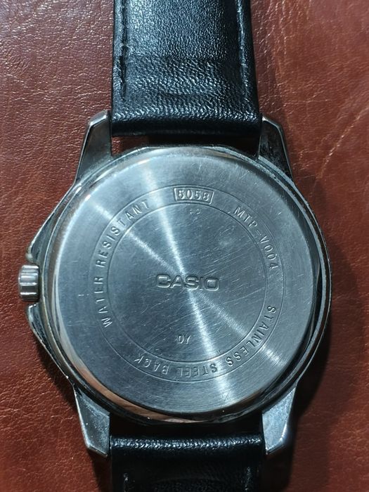 Casio MTP-V004L-1B (серия Casio Enticer / Collection).Оригинал