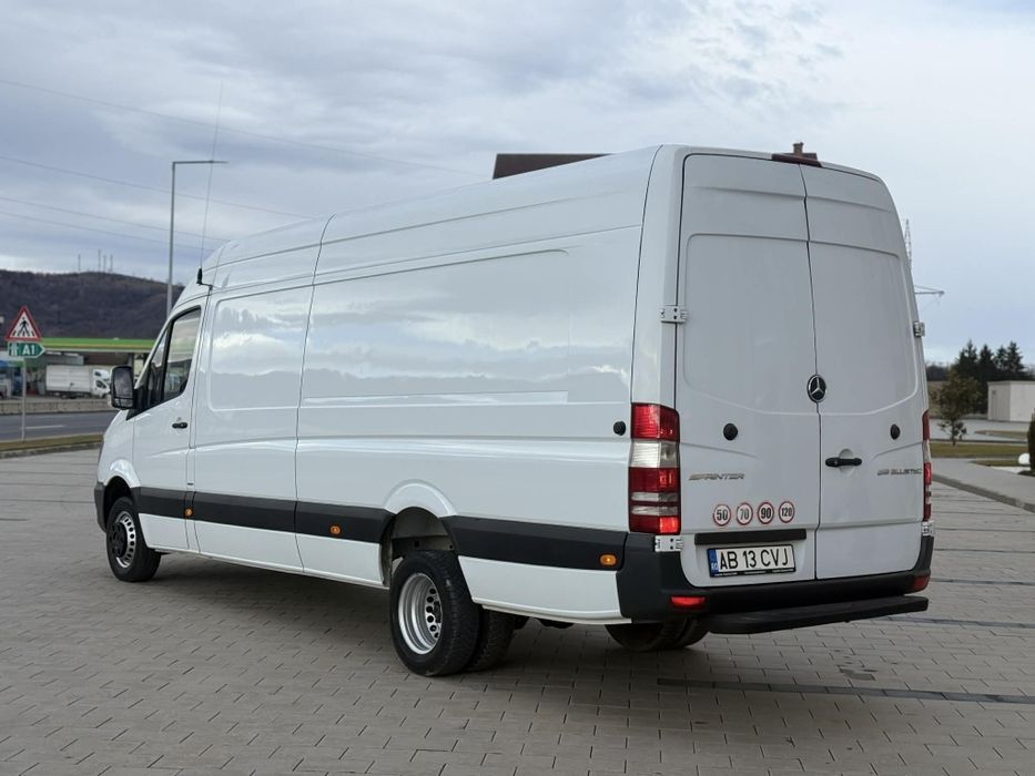 Mercedes sprinter 519 xxl  518 319,318iveco daily