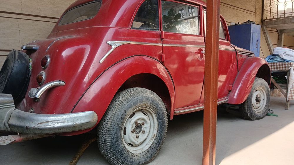 Антикуваг Москвич сотилади