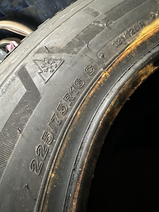 225/75/16c за бус НОВИ Bridgestone dot22
