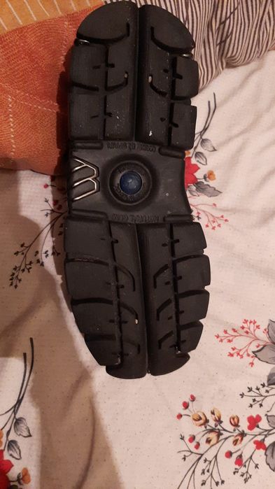 Ghete Cool , mărime 45 , preț 2800 Lei!