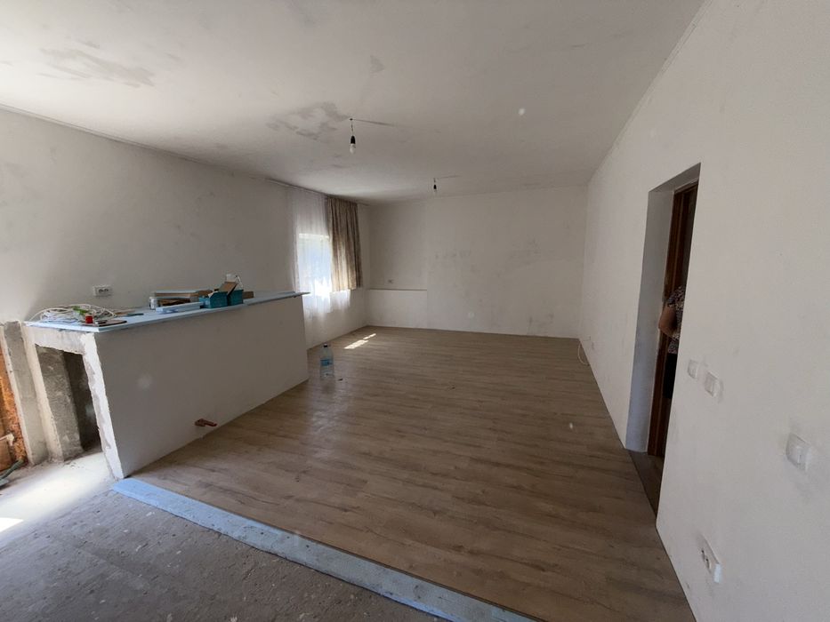 Casa se vanzare Bulgarus  Timis ( inchiriere pe termen lung)