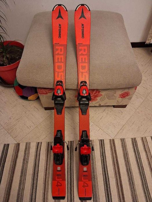 Atomic 120 cm. Skiuri excelente  pt. skiori de nivel mediu - avansat.