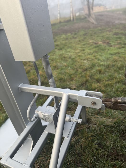 Despicător de lemne hidraulic