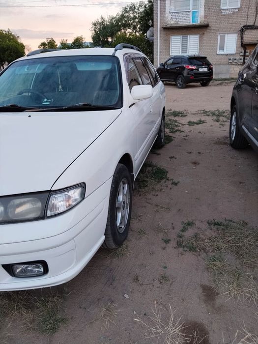 Мазда универсал продаю