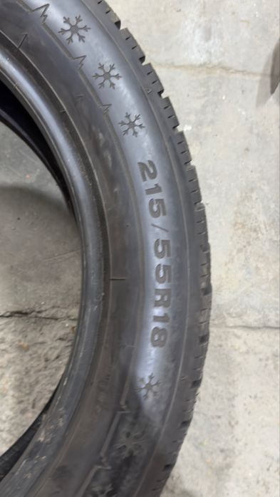 Зимни гуми 215/55/18 Dunlop