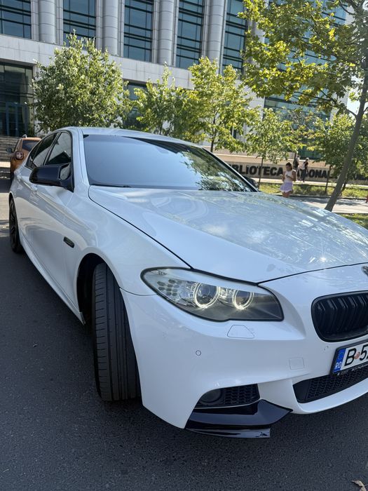 BMW Seria 5 F10 / Pachet M