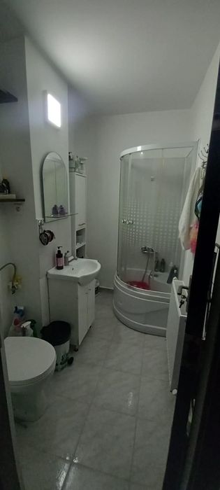 Vand garsoniera  zona Grivita