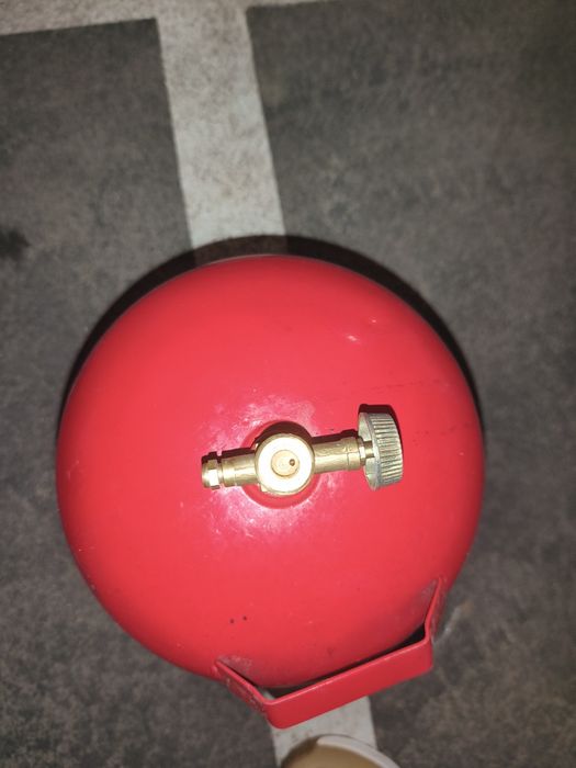 Vând butelie de camping