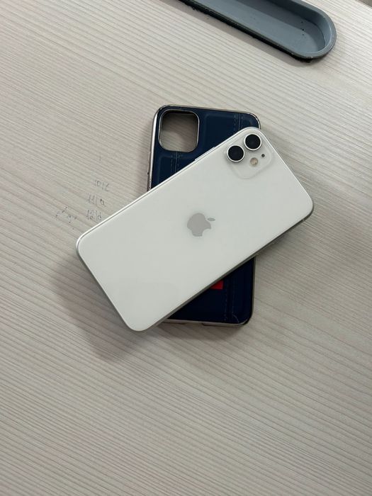 Айфон 11 128гб акб 76