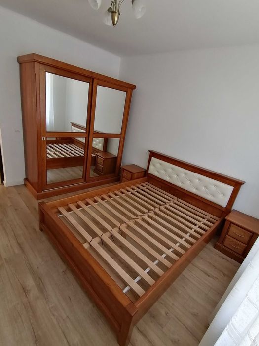Apartament cu 3 camere 98 mp, închiriere pe termen lung