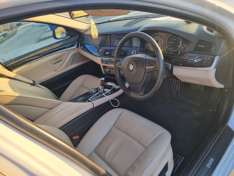 BMW F10  2012  volan dreapta