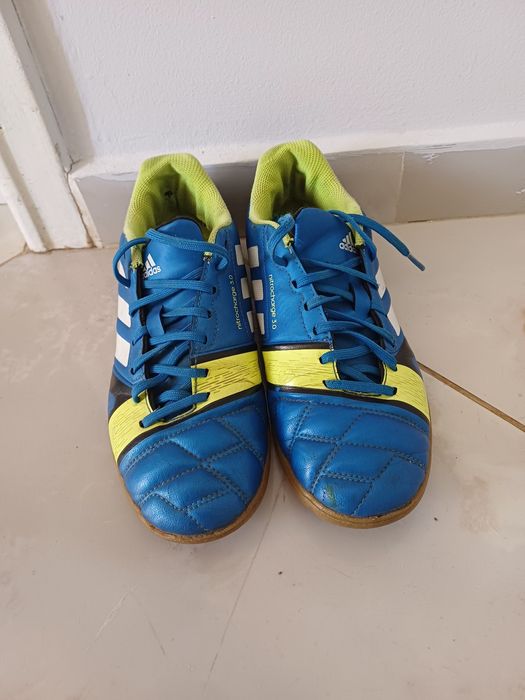 Футболни маратонки