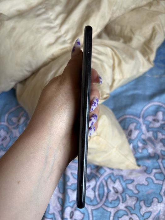 Samsung Galaxy A50 в хорошем состоянии